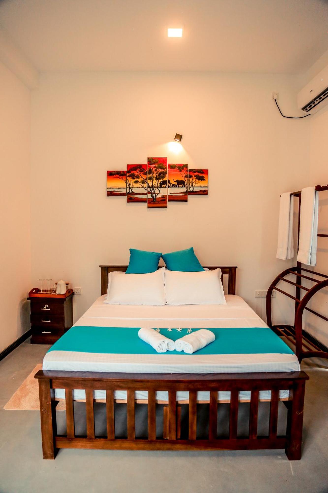 Painkiller Hiriketiya Apartment Dikwella Exterior foto