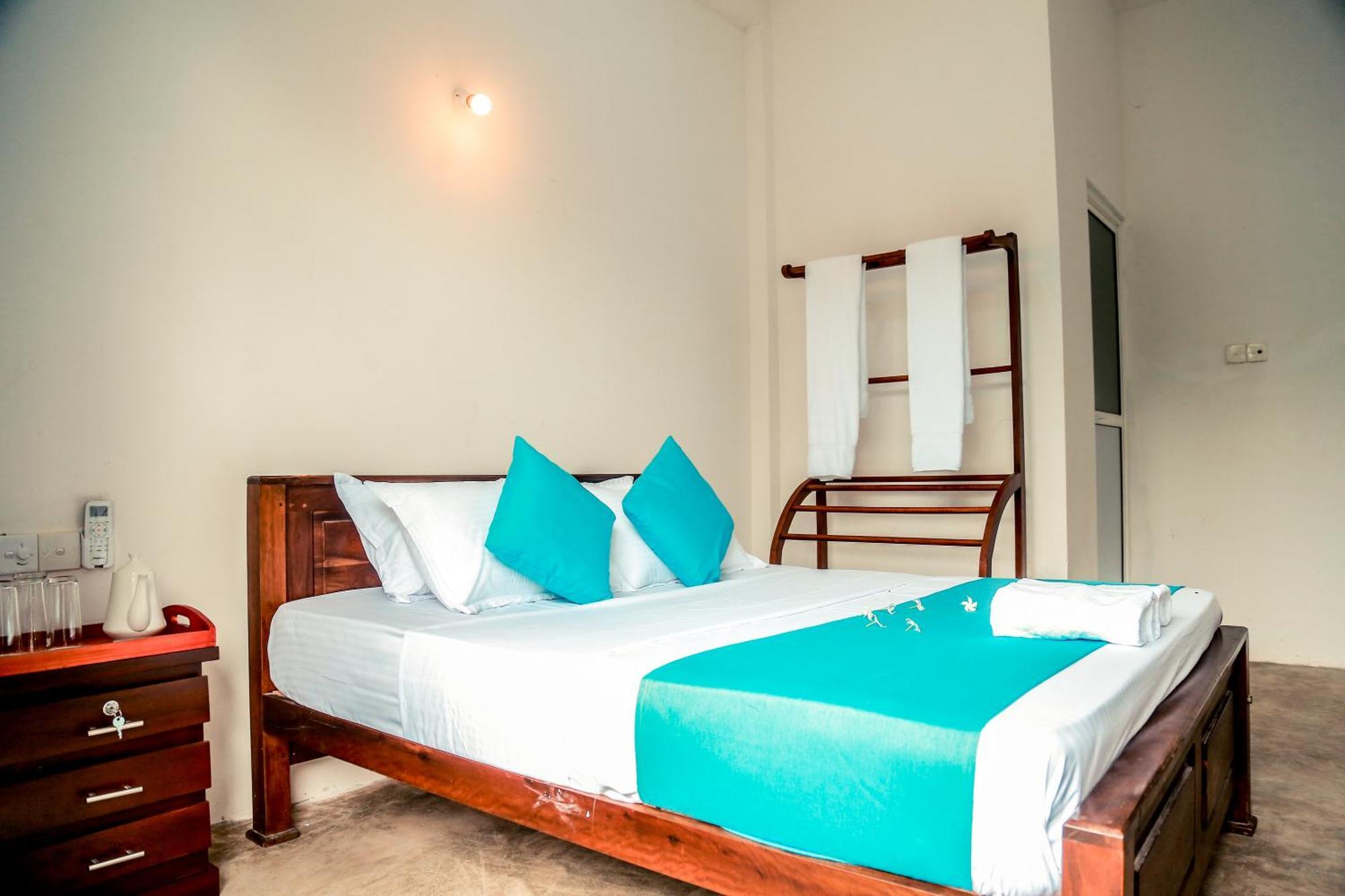 Painkiller Hiriketiya Apartment Dikwella Exterior foto