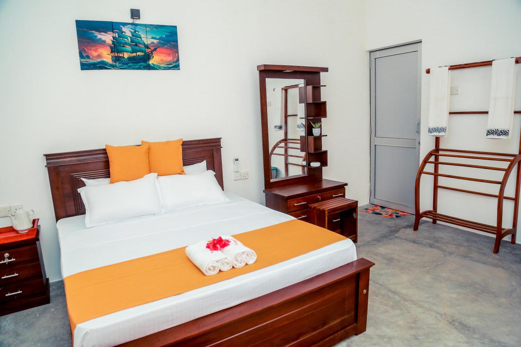 Painkiller Hiriketiya Apartment Dikwella Exterior foto