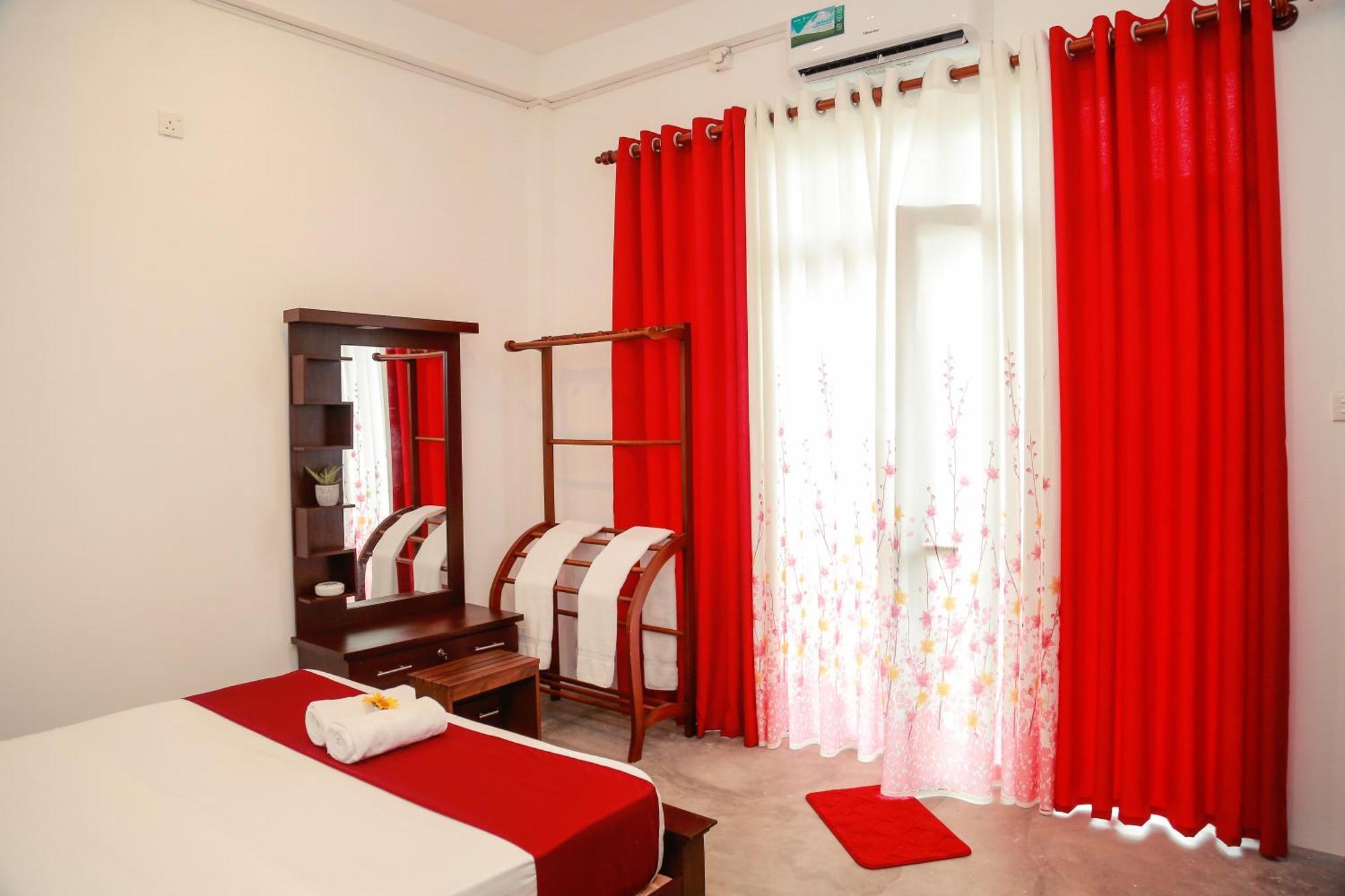 Painkiller Hiriketiya Apartment Dikwella Exterior foto